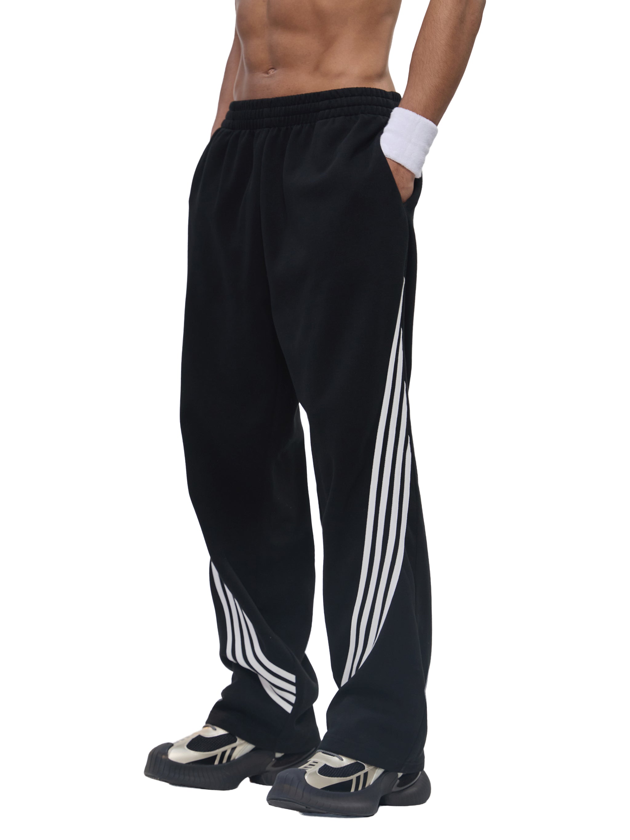 BCK Curved Stripe Straight Sweatpants