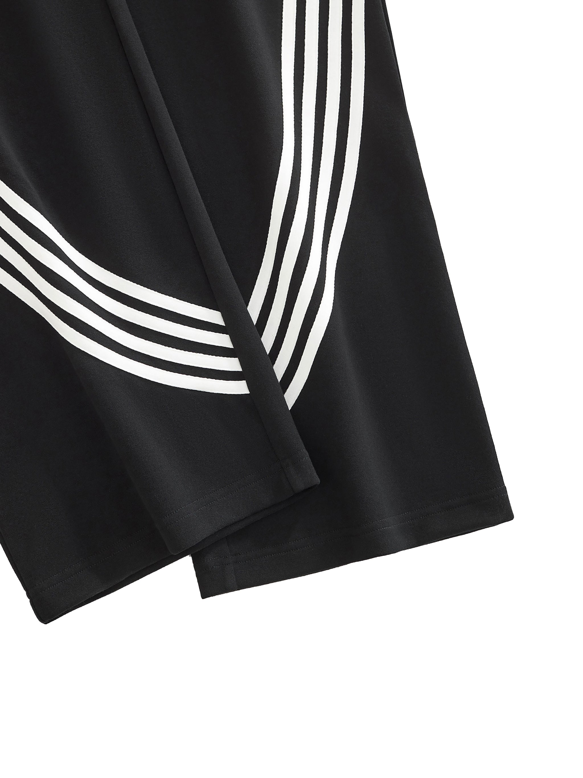 BCK Curved Stripe Straight Sweatpants